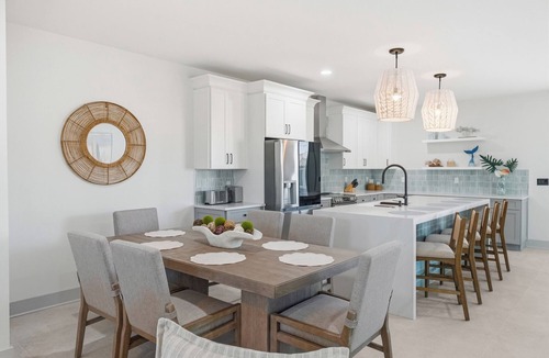 Biltmore Beach Villa | Premier Villa Steps to the Beach 5b/4.5b Pool & BBQ