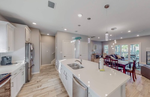 Ono Island Villa | Pretty townhome with pools & hot tub - less than half-mile to beach
