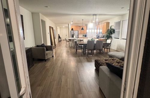 Lincoln House | Private 4BR Retreat with Hot Tub, bbq, outdoor tv near Thunder Valley