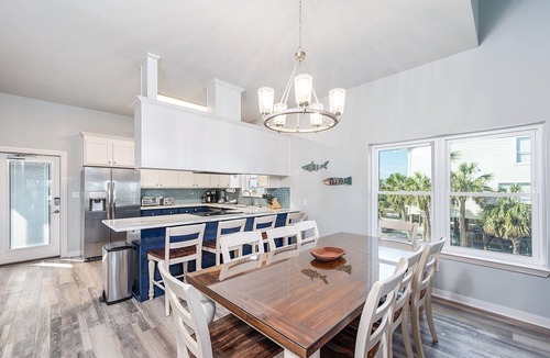 Perdido Key Coves One House | PRIVATE HEATED POOL HOT TUB PRIVATE BEACH, BOAT & BAY ACCESS, VOLLEY/PICKLEBALL!