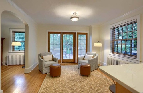 Orrtanna House | Private Hillside Retreat w/Hot Tub Near Gettysburg