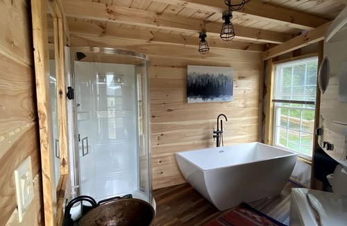 Dugspur Cabin | Private, Pet Friendly Creekside Yurt with Hot Tub in Dugspur, Perfect for a Virginia Glamping Getaway