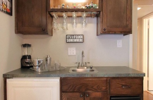 Holly Lake Ranch House | Private Pool & Hot Tub | Sleeps 9