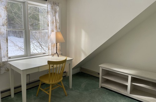 West Woodstock House | Private Retreat in Woodstock, 21 Acres, Views, Dog-friendly