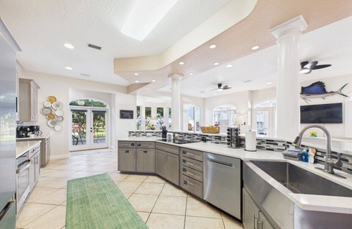 Mary Esther House | Private Water Access | Heated Pool | Kayaks