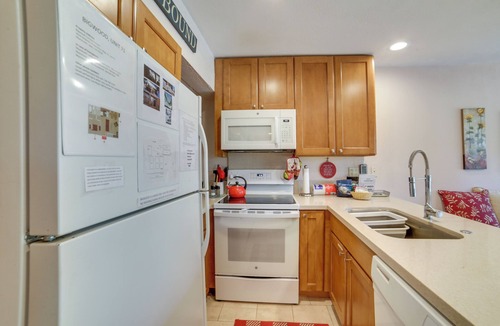 Majestic Pines Condo | Quiet Condo w/Great Views, 1/2 Mi to Eagle Lodge!