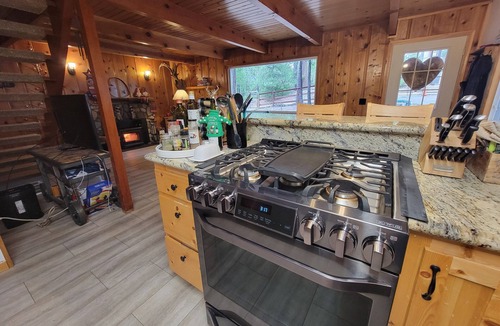 Sierra Village Cabin | Quiet Updated Cabin Nestled in Forest Close to Twain Harte & Pinecrest Lake