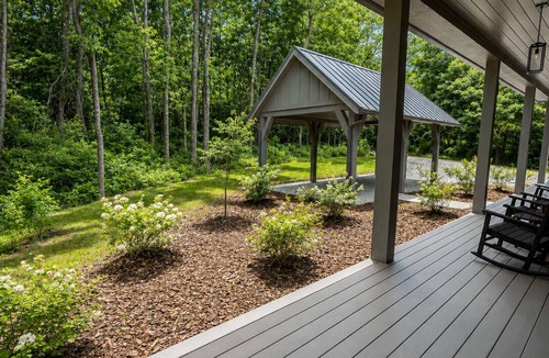 Cashiers Cottage | Rabbit Ridge New Designer Cottage Screened Porch + Wood Fireplace | EV Charger