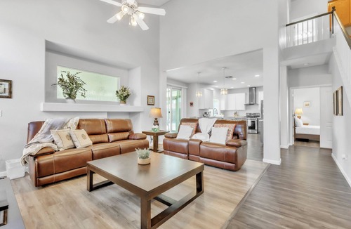 Rancho Cordova House | Rancho Heaven! Two-story 4bed 3bath Charming Home with fenced large backyard