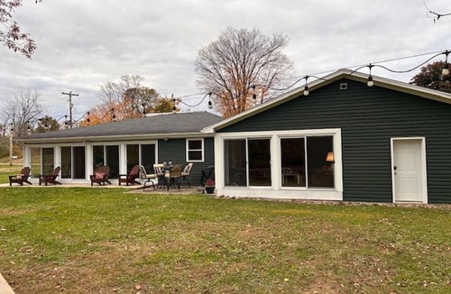 Swengel Cottage | Red Bridge Cottage on Penns Creek – Scenic Views, Fireplaces & Outdoor Fun