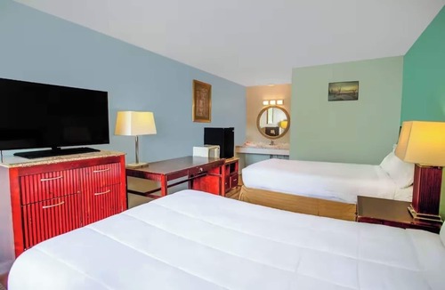 Kernersville Hotel | Relaxing Stay Near Triad Park – Explore Parks & Local Sights | Free Parking