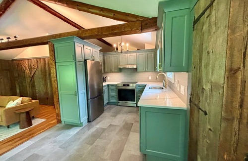 Warren House | Relaxing Woodland Retreat | Balcony | Close to Adventure
