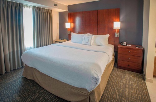 Southeast Pensacola Hotel | Residence Inn by Marriott Pensacola Downtown