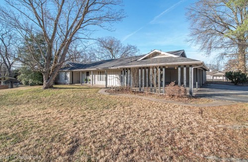 Bentonville House | Ride to Coler & Minutes to Downtown Bentonville