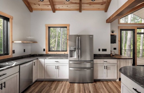 Shenandoah Cabin | River Pines Retreat! Cozy 4-bedroom cabin on the Shenandoah River.