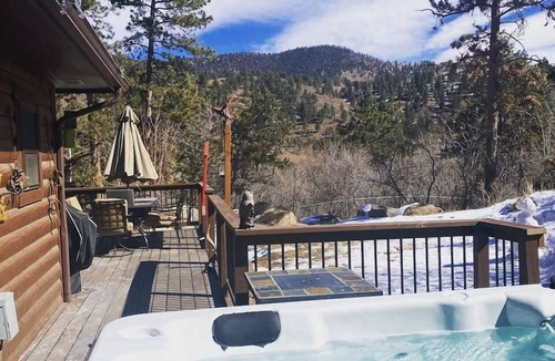 Green Mountain Falls Cabin | Rockhaven- Private Cabin and Hot Tub & EV Charger