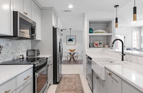 Rosemary Beach Condo | Rosemary Loft's Retreat: Barrett Square🏖4 Bikes🏖Priv Beach 🏖 BONFIRES 5/25-8/10 & 9/7-10/12