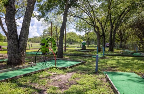 Burnet RV Rental | RV Site - Pull Through 41