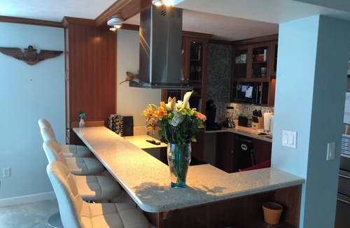 Villa Sabine Condo | Sabine Yacht and Racquet Club. Waterfront Pensacola Beach condo. On Sabine bay.