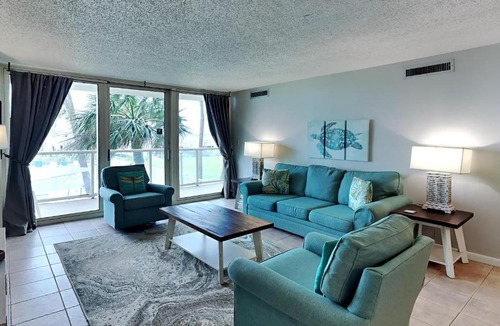 Villa Sabine Apartment | Sabine Yacht & Racquet #1B
