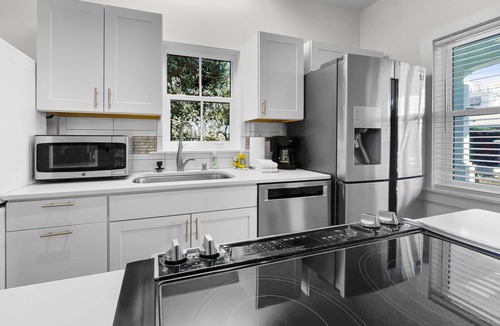 Inlet Beach House | Sandpiper | 4 Minute Walk to the Beach | Next to Rosemary Beach