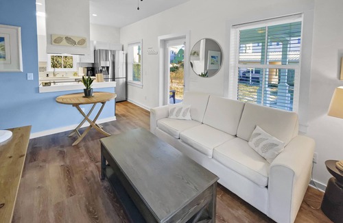 Inlet Beach House | Sandpiper | 4 Minute Walk to the Beach | Next to Rosemary Beach