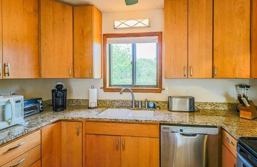 Tuckahoe House | Sandy Drawers - Duck, Tuckahoe, 250 Yards to Beach, Pool, Hot Tub, Community Pool, Tennis
