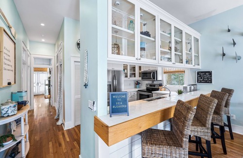 Frangista Beach Cottage | Sea Blessings*Beach Service*Pool Access*Private Beach