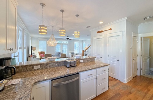 Rosemary Beach House | Seacrest Beach Home Sleep 16, Bikes + Pets Welcome