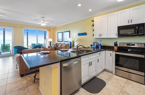 Navarre Beach House | Seagull-Gulf Front Home with Private Beach Crossover No Pets
