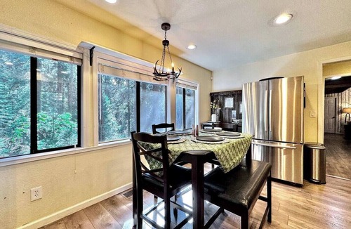 Pollock Pines Cabin | Serene Mountain Escape-Cozy Cabin Near Sly Park