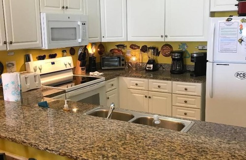 Long Beach Condo | Serenity by the Sea - Spacious End Unit Suite w/Coastal Gulf Views - LG Balcony