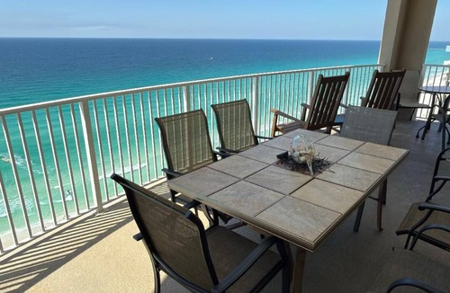 Long Beach Condo | Serenity by the Sea - Spacious End Unit Suite w/Coastal Gulf Views - LG Balcony