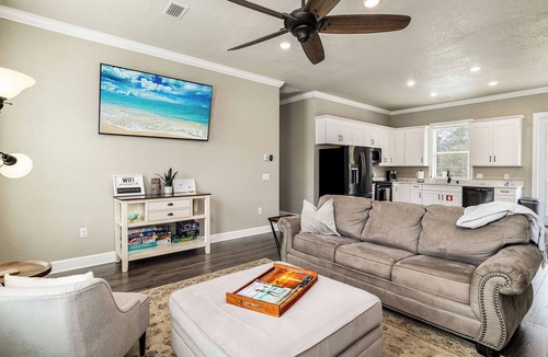 Mary Esther House | Serenity on the Water - Free Dock Access - Water Access - No Cleaning Fee