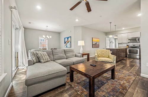 Kill Devil Hills House | Shore Beats Work, Modern 3 Bedroom Vacation Home w/Community Pool & Clubhouse