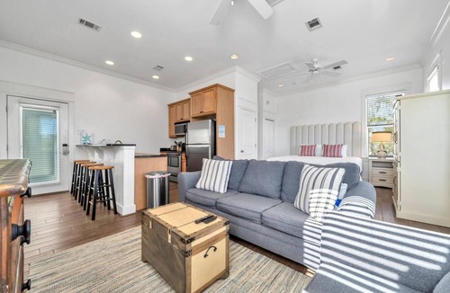 Rosemary Beach House | ⛱️ Simply The Beach - Chic Studio Carriage House ⛱️