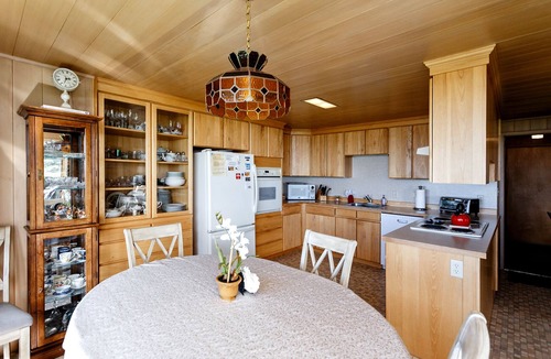 Arch Cape House | 'Singing Sands' at Arch Cape: Private Ocean Front Beach House