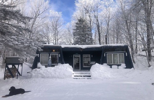 Killington House | Ski-On Ski-Off at Pico Mtn Premier Slopeside House Rental. Dog Friendly!