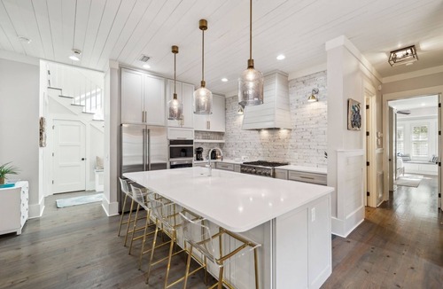 Forest District House | Sounds System | Outdoor Kitchen | LSV