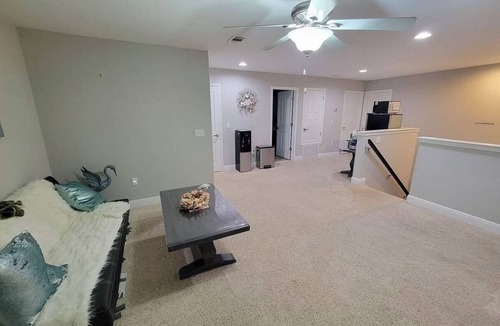 Mary Esther House | Spacious 4-bedroom estate in tranquil Mary Esther with WiFi, AC