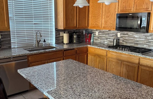 Antioch House | Spacious 5-bedroom house in lovely Antioch with POOL WiFi, AC