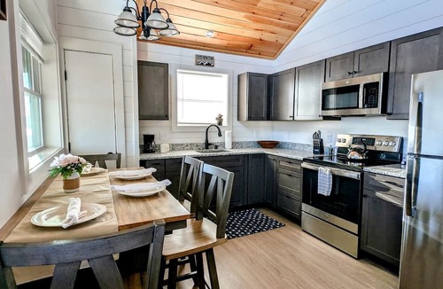 Sullivan Cabin | Spacious Cabin Complex with Flanders Pond Access, Ideal for Group Getaways, Located Near Sullivan, Maine