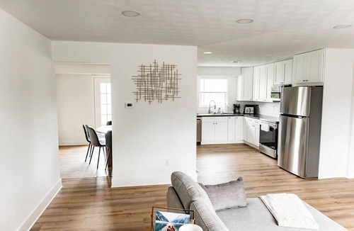 Mechanicsburg House | Spacious Family Home - 3BR Sleeps 10 - Near Hershey, Harrisburg, Carlisle