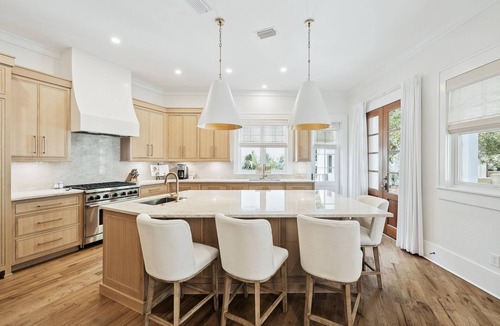 Rosemary Beach Cottage | Spectacular Newly Renovated Boardwalk Retreat-Gulf Views-Sleeps 14