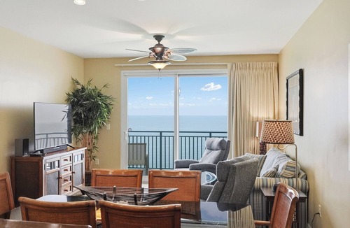 El Centro Beach Condo | Sterling Breeze 2306 - Grill on balcony!