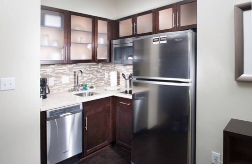 Folsom Apartment | Studio Suite | Great for Business Travelers! Free Wi-Fi + Parking On-Site