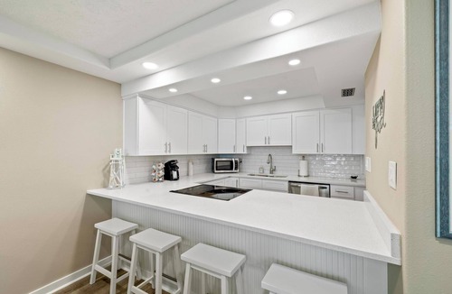 Villa Sabine Condo | Stunning Condo with Direct Gulf Views -SYC 7F