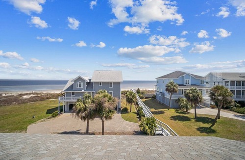 Beachwalk House | STUNNING NEW LISTING - Ocean and Beach Views - Sleeps 12