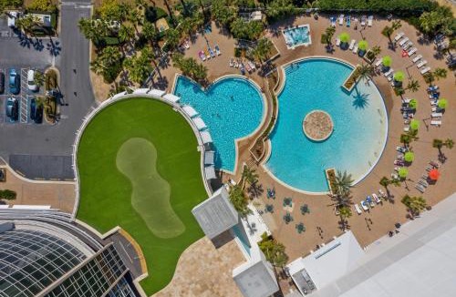 Panama City Beach Apartment | Stunning Resort Low Floor Condo! Sleeps 8! Steps 2 Beach & Restaurants! by Dolce Vita Getaways PCB