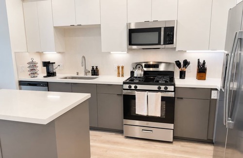 Lyon Street Apartment | Stylish Apartment Near Disneyland w/Pool & Gym